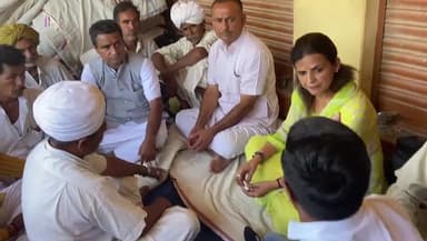 बाड़मेर: #राजनीति_की_भेंट_चढ़ी_शिक्षा #barmer राजकीय माध्यमिक विद्यालय नांद के आगे धरना प्रदर्शन