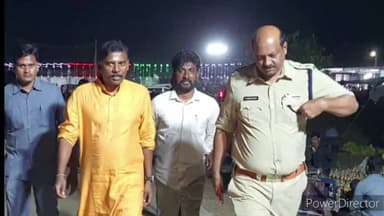 పెదగంట్యాడ: మహాశివరాత్రి సందర్భంగా సముద్ర స్నానాలకు వచ్చే భక్తులకు అసౌకర్యం కలగకుండా బీచ్లో ఏర్పాట్లను పర్యవేక్షించిన సీపీ శ్రీకాంత్