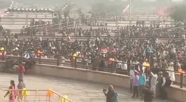 #लखनऊ  के रमाबाई पार्क में आज एक लाख शिक्षामित्र करेंगे प्रदर्शन, नियमितीकरण करने की रखेंगे मांग#up #dropnews #viral