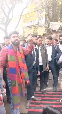 कांके: बीते दिन , #राँची के डोरंडा महाविद्यालय में प्लेसमेंट,महाविद्यालय प्रशासन का दुर्व्यवहार व शिक्षकों की कमी को ले कर छात्रों का आंदोलन ।
#राँचीविश्वविद्यालय #डोरंडामहाविद्यालय #राँची #झारखंड