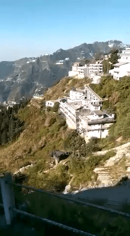 पहाड़ों की रानी मसूरी #देहरादून #मसूरी #uttarakhandtourism @aajtakbharat
