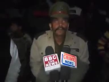 एक युद्ध नशे के विरुद्ध
#UNITED_AGENST_DRUG'S
जनहित कल्याण समिति द्वारा नुक्कड़ सभा का आयोजन किया गया।।
नशे के विरुद्ध इस मुहिम में आप भी हमारा साथ दीजिए