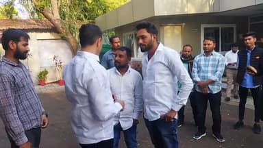 भोपाल के #बंगले में मध्य प्रदेश शासन के पूर्व #खेल_मंत्री आदरणीय बड़े भाई #जितु_पटवारी जी से #चर्चा एवं #मुलाकात की