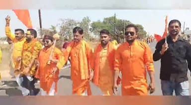 #जय_जय_श्रीराम
माँ महामाया हिन्दू स्वाभिमान जागरण संत पदयात्रा कुड़ेली क्षेत्र मे।
