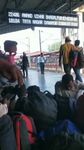 राजेन्द्र नगर पटना से सहरसा आने वाली इंटरसिटी एक्सप्रेस 2घंटे30 मिनट देर से खुलेगी
#Railway #Rajendranagar #Patna