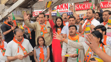 शराब घोटाले के सरगना दिल्ली के भ्रष्ट मुख्यमंत्री अरविंद केजरीवाल के इस्तीफे की मांग को लेकर जन संपर्क अभियान लक्ष्मी नगर मेट्रो स्टेशन पर चलाया गया ! #kejriwalfailsdelhi