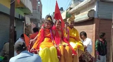 हिन्दू नव संवत्सर विक्रम संवत् 2080 व चैत्र नवरात्रि की हार्दिक शुभकामनाएं।
भारतीय नववर्ष में आप सभी के जीवन में सुख-समृद्धि, वैभव एवं नवीन ऊर्जा का संचार हो तथा सब आरोग्य रहे, ऐसी मेरी कामना है।
#हिन्दू_नववर्ष #नवरात्रि2023 #चैत्र_नवरात्