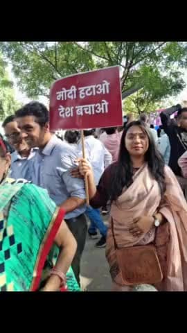 #मोदी_हटाओ_देश_बचाओ सब मिलकर बोलेंगे #FIR करो सब पे मोदी जी
आज जंतर मंतर यूपी की टीम माननीय सांसद Sanjay Singh जी के आवाहन पर पहुंचकर माननीय Arvind Kejriwal जी और माननीय Bhagwant Mann जी के संबोधन सुनने पहुंचे और इस आंदोलन को सफल बनाया