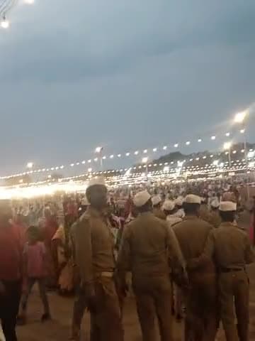 निरंकारी संत समागम संगम पर खाली की भीड़
.
.
.
.#news_today #khabarfastlive #aaj_tak