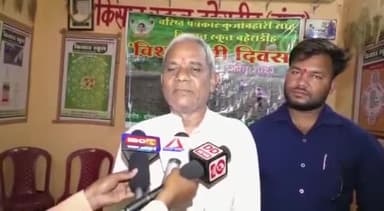 जांजगीर: वरिष्ठ पत्रकार कुंजबिहारी साहू किसान स्कूल, बहेराडीह, विश्व पृथ्वी दिवस पर हुई बीज और मिट्टी की पूजा
#KisaanSchool
