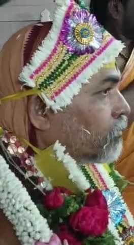 परमाराध्य' परमधर्माधीश उत्तराम्नाय ज्योतिष्पीठाधीश्वर जगदगुरु शंकराचार्य जी स्वामिश्रीः अविमुक्तेश्वरानन्दः सरस्वती '1008' जी महाराज का पुणे प्रवास पर आज दिनांक 30 अप्रैल 2023 दिन रविवार को पुणे स्थित #पहुँच भक्तो को दिव्यदर्शन दे आशीर्वचन