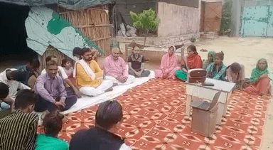 100 #mankibaat किसान मज़दूर के साथ ॥
नीरज तिवारी