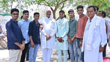 ग्राम सामेडा में सुमेर सिंह जी पटेल के सुपुत्र आयुष्मान निखिल सिंह के विवाह कार्यक्रम में साथियों सहित सम्मिलित होकर शुभकामनाएं प्रेषित की।
#kasrawad #atmarampatel #wedding #विवाह #कसरावद