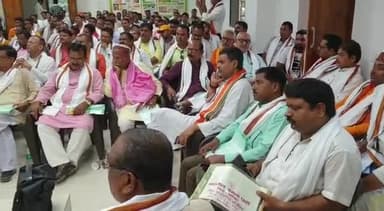 #9_साल_बेमिसाल
अबकी बार फिर #भाजपा_सरकार के लक्ष्य को साकार करने को लेकर जिला भाजपा कार्यालय में आयोजित जिला कार्यसमिति की बैठक में शामिल होते हुए।