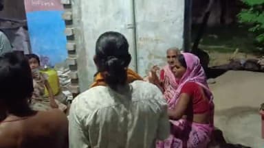 लागातार जनसंपर्क आभियान जारी है
#हवेली_खड़गपुर से #उपमुख्य_पार्षद पद हेतू #दीपक_कुमार जिनका चुनाव चिन्ह है #पीपल_का_पत्ता छाप क्रमांक संख्या–2 पर बटन दबा कर भारी मतों से विजयी बनाएं।।