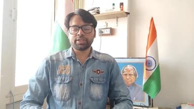आज #मुसलमान अपने बच्चो की पढ़ाई को भूलकर #मस्जिद मे #AC_लाउडस्पीकर लगाने मखमल बिछाने का कंपटीशन कर रहा करोड़ो की बर्बादी