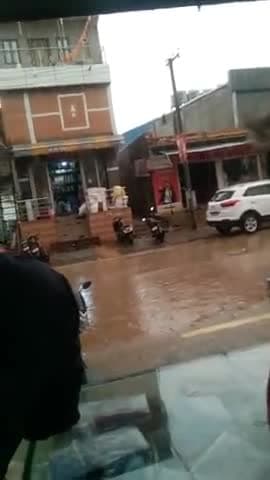 धोरीमन्ना: dhorimanna me barish jor daar #dhorimanna