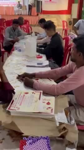 कवर्धा: #विश्व_रक्तदान_दिवस आओ रक्तदान करें महादान करें
क्योंकि रक्तदान भी जीवनदान है।