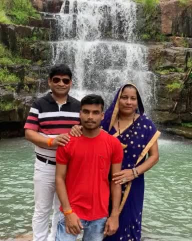 मेरे सुपुत्र धनंजय साहू (प्रिंस) student MBBS Asian Medical Institute Bishkek) को जन्मदिन पर अशेष शुभकामनाएं और आने वाला प्रत्येक नया दिन,आपके जीवन में अनेकानेक सफलताएँ एवं अपार खुशियाँ लेकर आए!सदैव प्रसन्न एवं आनंदित रहें।
