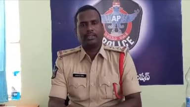 సైదాపురం: సైదాపురం నూతన ఎస్సైగా బాధ్యతలు స్వీకరించిన వాసు, శాంతి భద్రతల పరిరక్షణకు కృషి చేస్తానని వెల్లడి