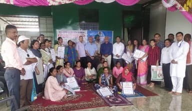 आज कैलाशपुर देहरादून में बड़े भाई हरकिशन सिंह जी ने सुमित कुमार जी एवं #NIFAA के सहयोग से #कैंसर_जागरूकता_अभियान की शुरुआत की, जिसमें डा. #अजीत_तिवारी जी द्वारा कार्यक्रम में पहुंचे लोगों को बहुत महत्वपूर्ण जानकारी दी गई..