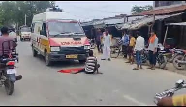 कन्नौज: शराब के नशे में युवक ने मचाया उत्पात
#kannauj #crimesachnews #wine #uttarpradeah #ambulance