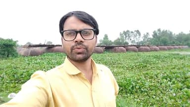#लखनऊ_गऊ_घाट_मेहंदी_घाट गोमती नदी का कछुआ पुल ठप पड़ा है सड़ रहे है कछुआ हजारो लोगो का आवागमन ठप #शासन_प्रशासन ध्यान दे