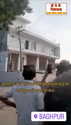 बागपुर के आश पाश बाले सभी गाँव में गुस्सा बाड्ड का पानी कुछ गाँव बाले हुए बेघर #tranding #up #bjpitcellexposed