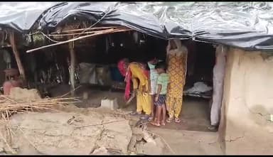 आंनेकी में बारिश से मकान की दीवार गिरी-घर मे घुसा पानी अधिकारी सुध लेने को तैयार नहीं #बारिश #आंनेकी #बाढ #बारिशकापानी