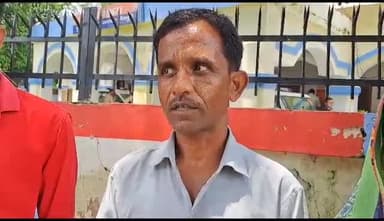 #मैनपुरी ब्रेकिंग
#किशनी थाना क्षेत्र के सामान कटरा रामनगर के पास दबंगों ने क्रूरता की हदें की पार
पीड़ित ने लगाई श्री #योगीआदिनाथ जी से गुहार व वरिष्ठ अधिकारियों से अब देखते हैं अब देखते हैं पीड़िता को इन दबंगों के आगे कब तक मिलेगा न्याय