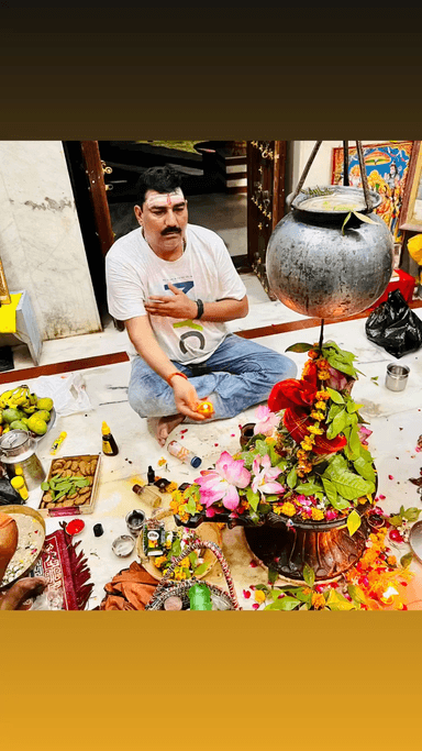मलमास के तीसरे सोमवार को दुखहरन बाबा भोलेनाथ जी का दर्शन मिला।भोलेनाथ जी की कृपा सभी भक्तों पर बनी रहे।
#हरहरमहादेव
#ओमनमशिवाय
#मलमास