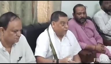 जदयू प्रदेश मुख्य प्रवक्ता श्री नीरज कुमार जी की जिला अतिथि गृह कटिहार में प्रेस वार्ता ।
देखिए वीडियो
#बारसोई #गोलीकांड