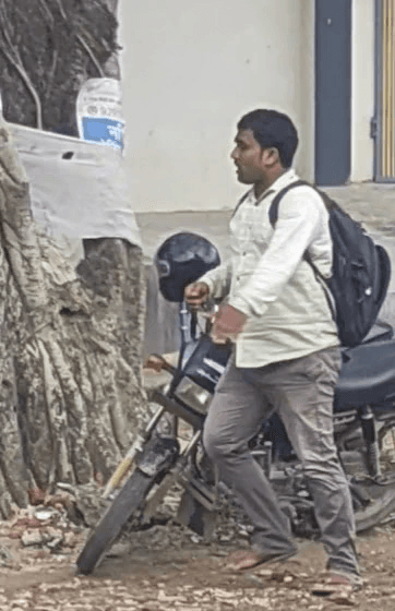 #निखिल कुमार राव इफको #लौरिया के द्वारा #राजेश शर्राफ #पत्रकार को दिया गया #जान से #मारने की #धमकी। #ऑडियो हुआ #वायरल।