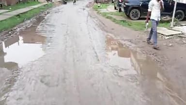 #muraliganj mein barsat ke Pani ki vajah se bimari ka khatra badhta hi ja raha hai Shahar mein Pani hi Pani najar a raha