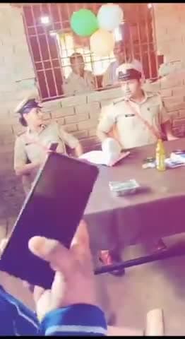 जजुआर थाना कैम्प नगवारा पर थाना प्रभारी रमन राज साथ में एसआई संदीप कुमार एवं नेहा कुमारी
#shamimnagwara
#शमीम_नगवारा