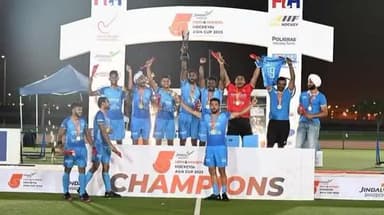 शानदार, अद्भुत एवं अविस्मरणीय टीम इंडिया!
भारतीय पुरुष हॉकी टीम ने शानदार खेल का प्रदर्शन करते हुए अपने चिर प्रतिद्वंद्वी पाकिस्तान को 2-0 से हराकर अगले साल ओमान में होने वाले #Hockey5sAsiaCup एशिया कप के लिए अपना स्थान सुरक्षित कर लिया ह