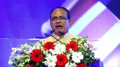 मंदसौर: पत्रकारों और उनके परिजनों को सामान्य बीमारियों के इलाज #cmshivrajsinghchouhan #mandsaur
