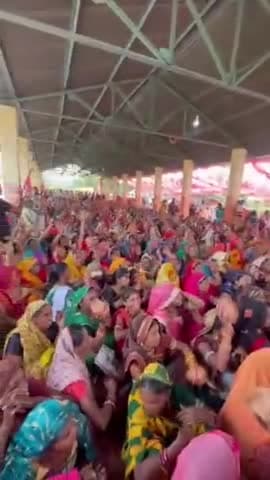 महेश्वर विधानसभा क्षेत्र के मंडल बलवाड़ा में अपने भाई को राखी बांधने पहुंची बहने #rajkumarmev