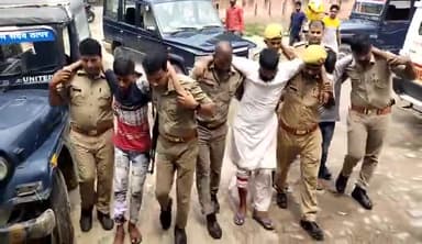 अंबेडकर नगर में नैंसी पटेल का दुपट्टा खींचने वाले आरोपियों की पुलिस के साथ मुठभेड़
#upcmyogiadityanath
#kannauj
#upcm