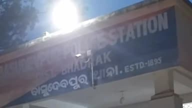 ନାଇକାଣିଡିହି: ପଢ଼ୁଆଁ ଠାରେ ଜମିଜମା କୁ କେନ୍ଦ୍ର କରି ଦୁଇ ପରିବାର ମଧ୍ୟରେ ଗଣ୍ଡଗୋଳ, ଥାନାରେ ଅଭିଯୋଗ