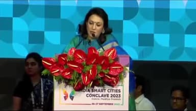 राष्ट्रपति द्रौपदी मुर्मू ने एक निर्धारित समय सीमा में सतत विकास लक्ष्यों, #SDGs को प्राप्त करने का आह्वान किय