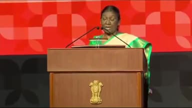 राष्ट्रपति द्रौपदी मुर्मू ने एक निर्धारित समय सीमा में सतत विकास लक्ष्यों, #SDGs को प्राप्त करने का आह्वान किय