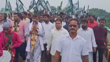 ଡେରାବିଶ: ରାଜନଗରରେ ବିଜେଡି ପକ୍ଷରୁ ଜନ ସମ୍ପର୍କ ପଦଯାତ୍ରା ଅନୁଷ୍ଠିତ