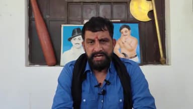गृहमंत्री अमित शाह हरियाणा आए तो प्रदेश की जनता को बता के जाए कि हरियाणा को SYL का पानी कब मिलेगा
#HomeMinisterAmitshah #SYL #rohtak #haryana #जयहिंदसेना #नवीनजयहिंद