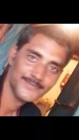 बच्चो का भविष्य बनाना है तो,
जात धर्म पार्टी मुर्गा दारू नोट केलिए वोट मत देना। #kamalnath#shivraj#bjpmp#incmp#bjpindia