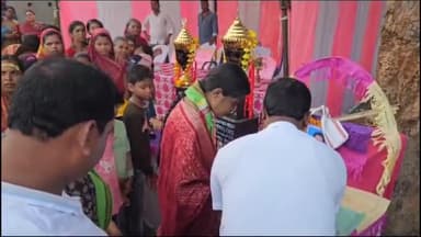 ଲଖନପୁର: ଭଅଁରଖୋଲ ସାହୁପଡ଼ା ଠାରେ ଦ୍ୱିତୀୟ କିଶୋର ମହାନ୍ତି ସ୍ମାରକୀ କ୍ରିକେଟ ଟୁର୍ଣ୍ଣାମେଣ୍ଟ ଉଦଘାଟିତ, ଯୋଗଦେଲେ ବିଧାୟିକା