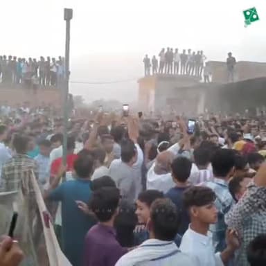 राजस्थान: की जनता ने #ओवैसी का जबरदस्त स्वागत बुल्डोजर से बरसाए फूल वीडियो हुआ वायरल