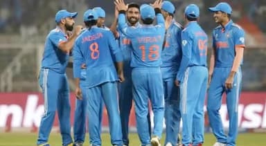 शानदार, जबरदस्त, बेजोड़, लाजवाब जीत...
अंतर्राष्ट्रीय क्रिकेट वर्ल्ड कप में #भारत सेमीफइनल मैच में न्यूजीलैंड क़ो हरा दिया है और फाइनल में जगह आरक्षित कर लिया है ।
भारतीय क्रिकेट टीम सहित देश के सभी क्रिकेट प्रेमियों क़ो बहुत बहुत बधाई।
#cwc