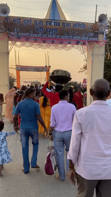 छठ महापर्व का तीसरा अनुष्ठान आज ।
छठव्रती माताओं ने दीनानाथ सूर्य देव को संध्या अर्ध दिया ॥
#छठ #नालंदा #बिहारशरीफ