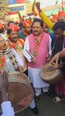 मोदी की गारंटी- जनता का भरोसा
देश में एक ही गारंटी चल रही है .... "मोदी की गारंटी"
जय भाजपा - विजय भाजपा
#मोदी_है_तो_मुमकिन_है
Bharatiya Janata Party (BJP) BJP Bihar Narendra Modi Amit Shah J.P.Nadda PMO India